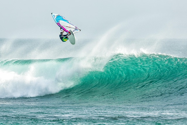 Windsurfing